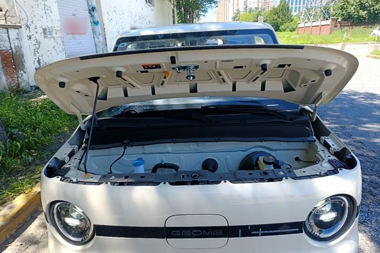 Used Geely Galaxy Panda 2025 210 km – Yuanqi Bear Engine Bay