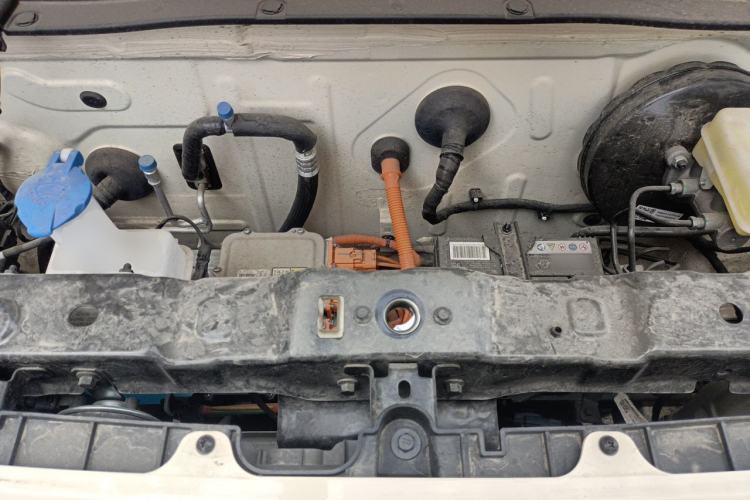 Used Geely Galaxy Panda 2025 210 km – Yuanqi Bear Engine Bay
