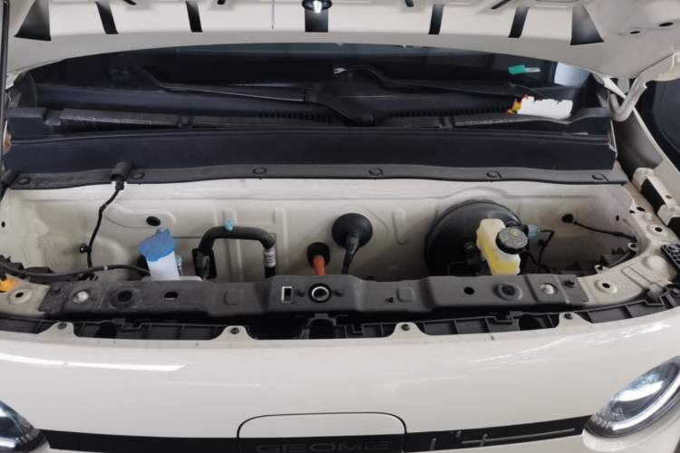 Used Geely Galaxy Panda 2025 210 km – Yuanqi Bear Engine Bay