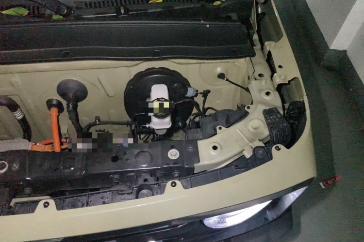Used Geely Galaxy Panda 2025 210km Panda Rider Engine Bay Left