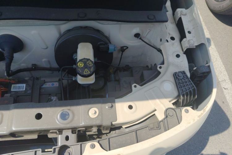 Used Geely Galaxy Panda 2025 210 km – Yuanqi Bear Engine Bay Left