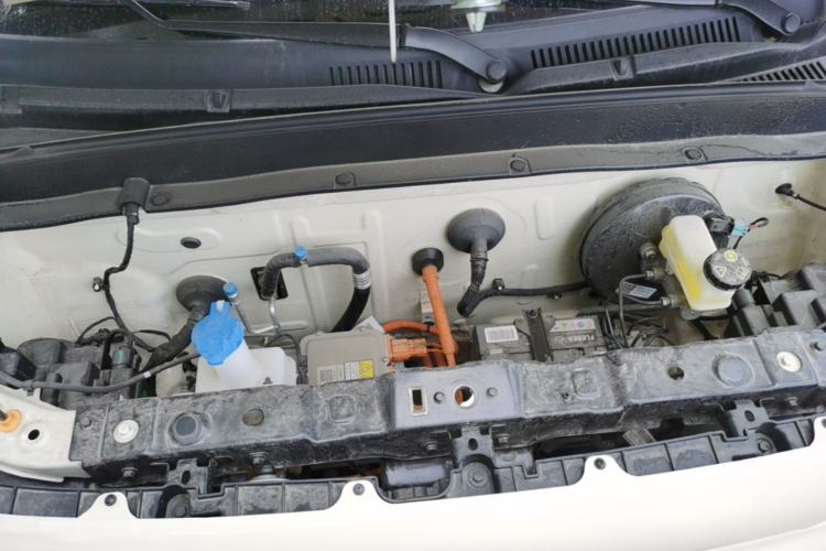 Used Geely Galaxy Panda 2025 210 km – Yuanqi Bear Engine Bay