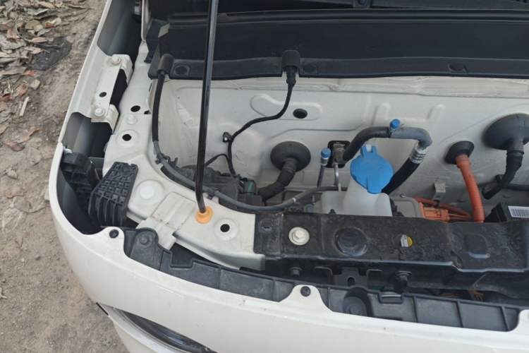 Used Geely Galaxy Panda 2025 210 km – Yuanqi Bear Engine Bay Right