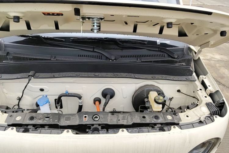 Used Geely Galaxy Panda 2025 210 km – Yuanqi Bear Engine Bay