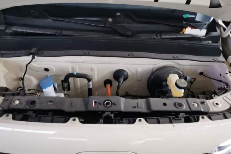 Used Geely Galaxy Panda 2025 210 km – Yuanqi Bear Engine Bay