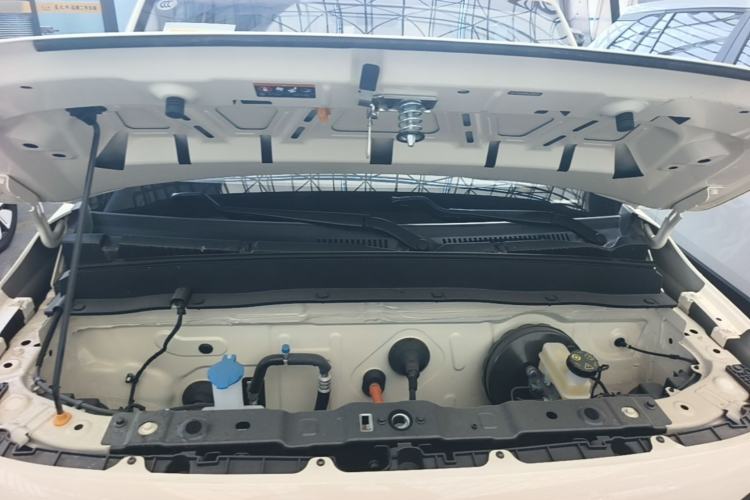 Used Geely Galaxy Panda 2025 210 km – Yuanqi Bear Engine Bay