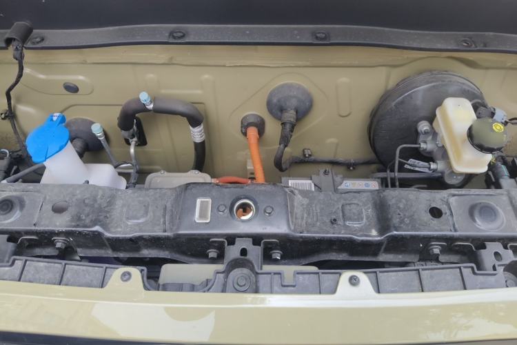 Used Geely Galaxy Panda 2025 210km Panda Rider Engine Bay