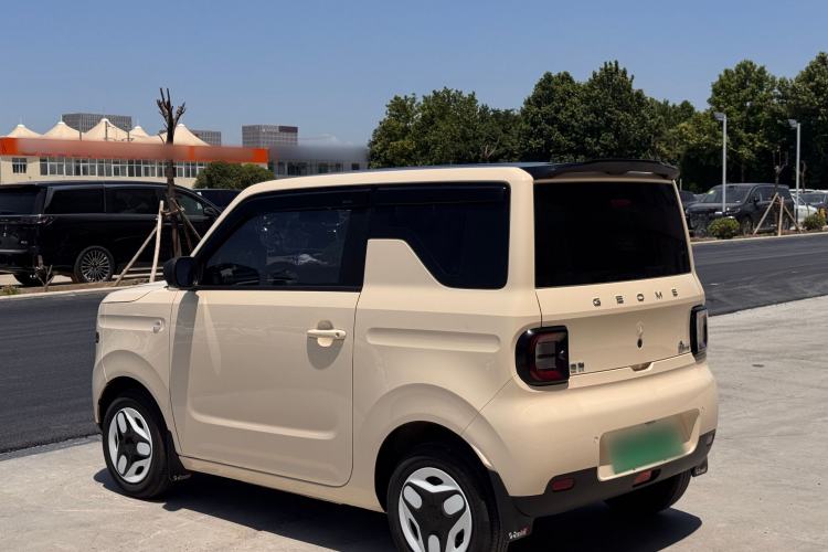 Used Geely Galaxy Panda 2025 210 km – Yuanqi Bear Exterior 4