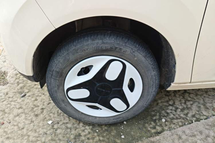 Used Geely Galaxy Panda 2025 210 km – Yuanqi Bear Exterior 4