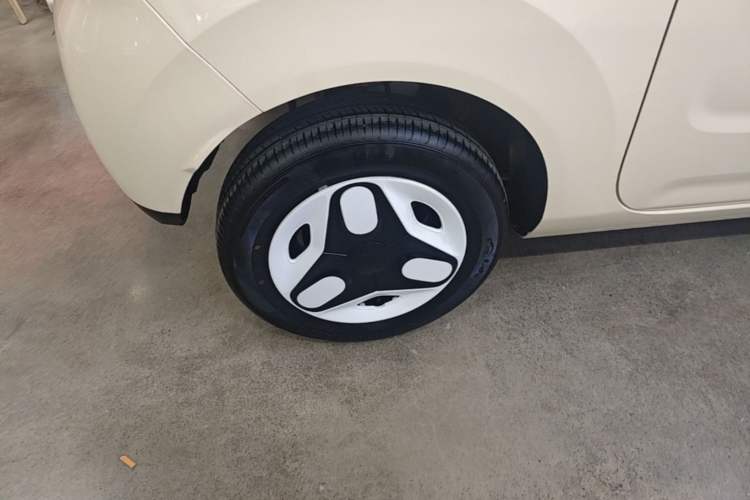 Used Geely Galaxy Panda 2025 210 km – Yuanqi Bear Exterior 5