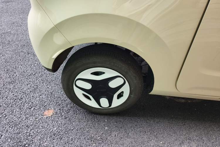 Used Geely Galaxy Panda 2025 210 km – Yuanqi Bear Exterior 5