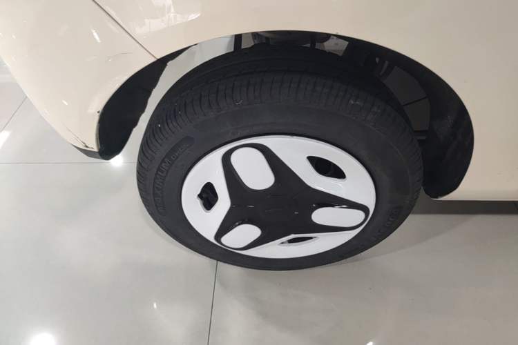 Used Geely Galaxy Panda 2025 210 km – Yuanqi Bear Exterior 5