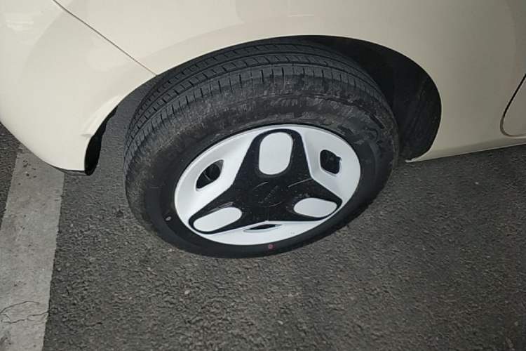 Used Geely Galaxy Panda 2025 210 km – Yuanqi Bear Exterior 5