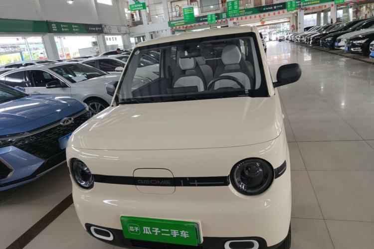 Used Geely Galaxy Panda 2025 210 km – Yuanqi Bear Front