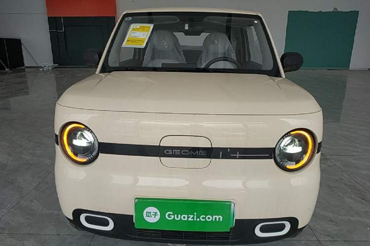 Used Geely Galaxy Panda 2025 210 km – Yuanqi Bear Front