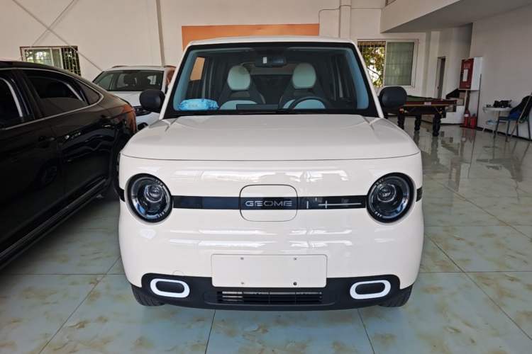 Used Geely Galaxy Panda 2025 210 km – Yuanqi Bear Front