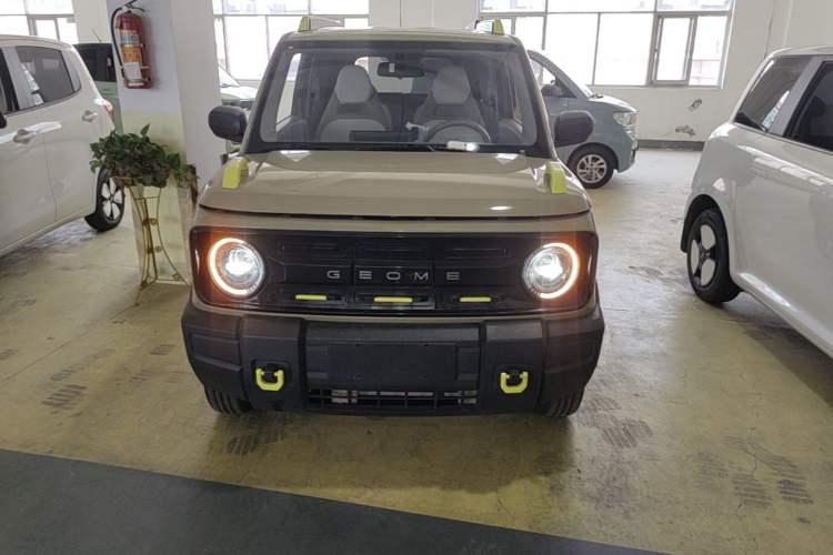 Used Geely Galaxy Panda 2025 210km Panda Rider Front