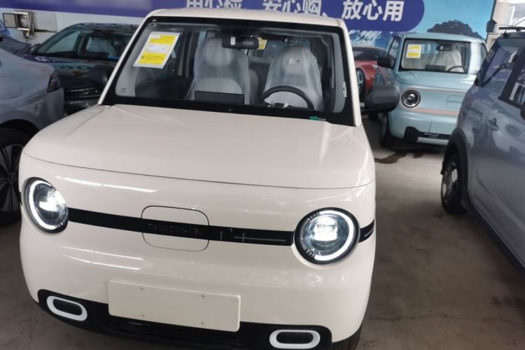 Used Geely Galaxy Panda 2025 210 km – Yuanqi Bear Front
