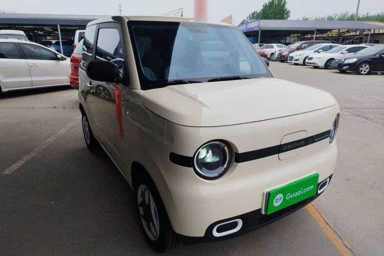 Used Geely Galaxy Panda 2025 210 km – Yuanqi Bear Front Right 45 Deg