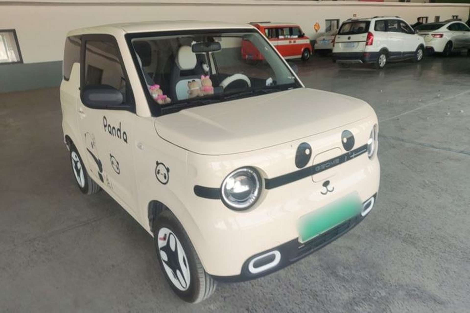 Used Geely Galaxy Panda 2025 210 km – Yuanqi Bear Front Right 45 Deg
