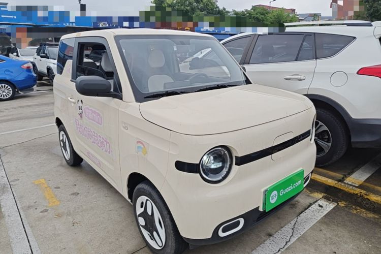 Used Geely Galaxy Panda 2025 210 km – Yuanqi Bear Front Right 45 Deg