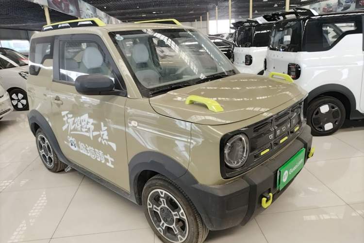 Used Geely Galaxy Panda 2025 210km Panda Rider Front Right 45 Deg