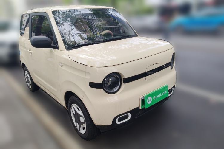 Used Geely Galaxy Panda 2025 210 km – Yuanqi Bear Front Right 45 Deg