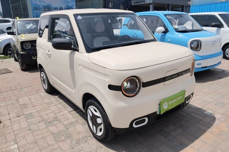 Used Geely Galaxy Panda 2025 210 km – Yuanqi Bear Front Right 45 Deg