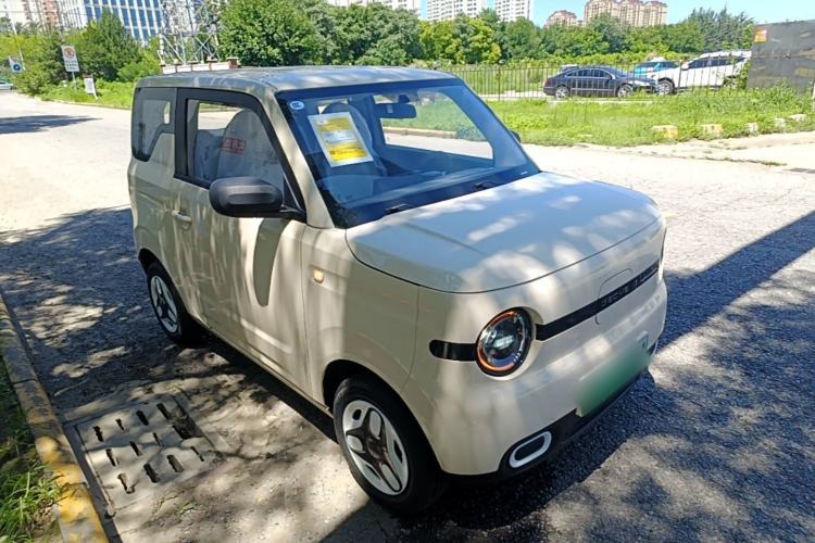 Used Geely Galaxy Panda 2025 210 km – Yuanqi Bear Front Right 45 Deg