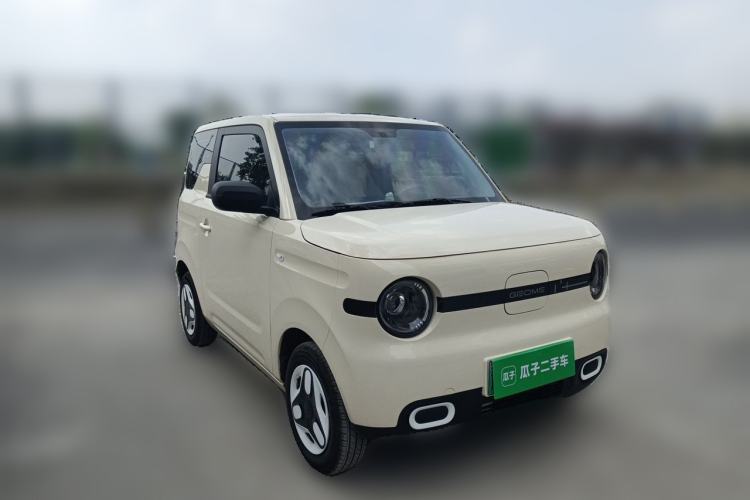 Used Geely Galaxy Panda 2025 210 km – Yuanqi Bear Front Right 45 Deg