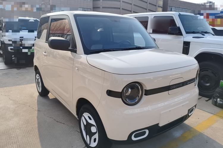 Used Geely Galaxy Panda 2025 210 km – Yuanqi Bear Front Right 45 Deg