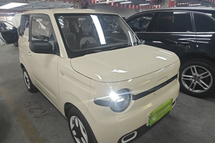 Used Geely Galaxy Panda 2025 210 km – Yuanqi Bear Front Right 45 Deg