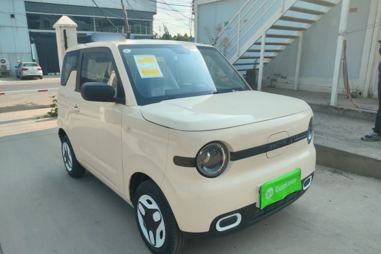 Used Geely Galaxy Panda 2025 210 km – Yuanqi Bear Front Right 45 Deg