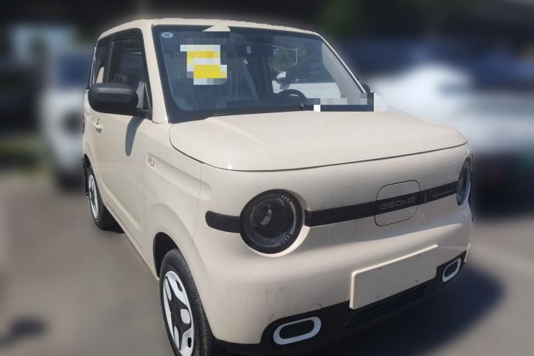 Used Geely Galaxy Panda 2025 210 km – Yuanqi Bear Front Right 45 Deg
