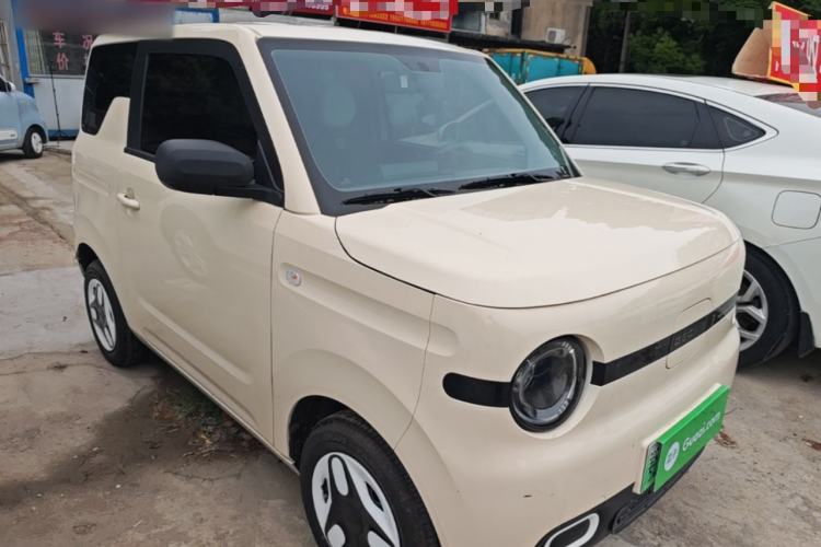 Used Geely Galaxy Panda 2025 210 km – Yuanqi Bear Front Right 45 Deg