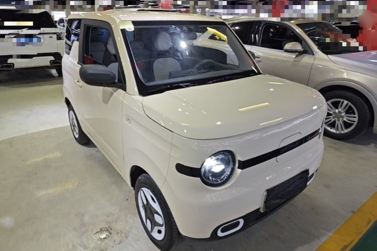 Used Geely Galaxy Panda 2025 210 km – Yuanqi Bear Front Right 45 Deg