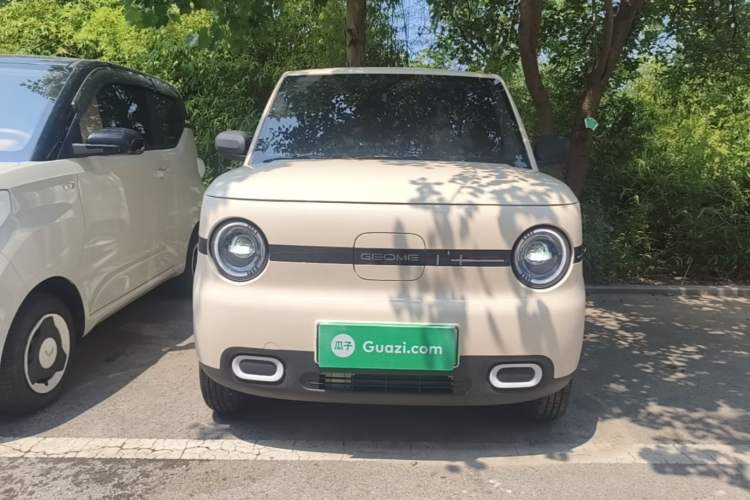 Used Geely Galaxy Panda 2025 210 km – Yuanqi Bear Front