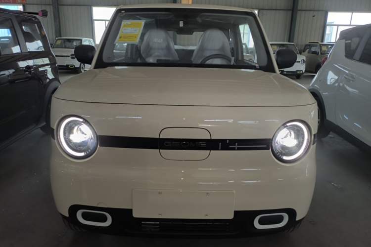 Used Geely Galaxy Panda 2025 210 km – Yuanqi Bear Front