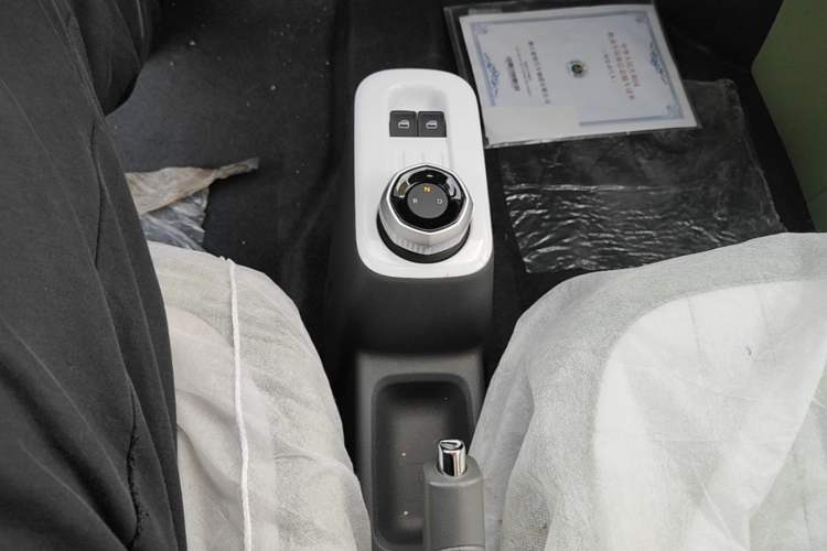 Used Geely Galaxy Panda 2025 210km Panda Rider Gear Lever