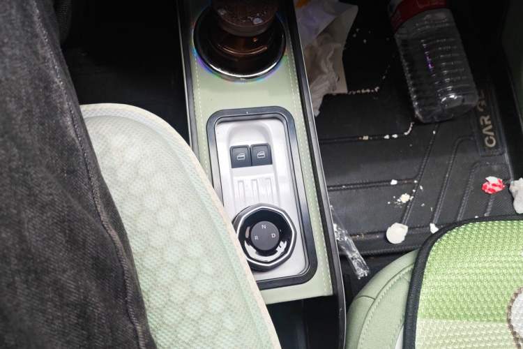 Used Geely Galaxy Panda 2025 210km Panda Rider Gear Lever