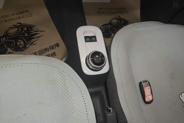Used Geely Galaxy Panda 2025 210 km – Yuanqi Bear Gear Lever