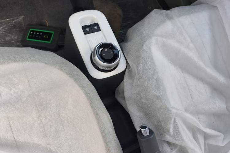 Used Geely Galaxy Panda 2025 210km Panda Rider Gear Lever