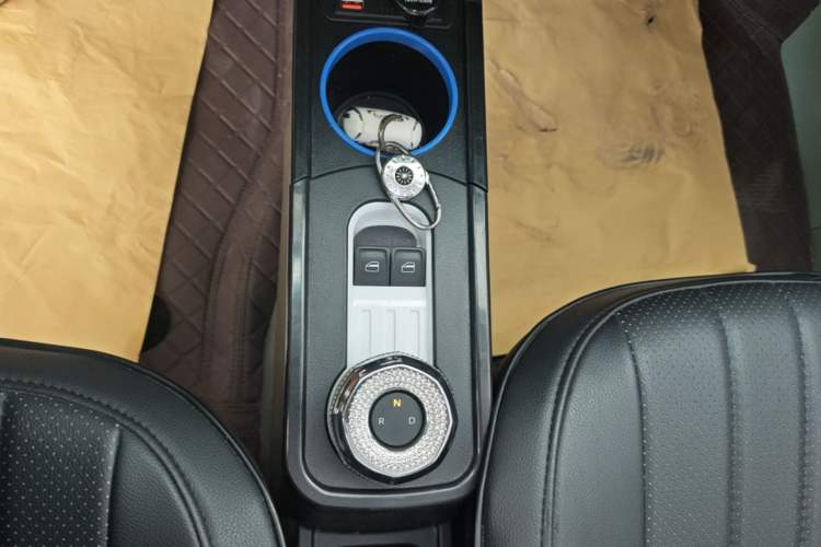 Used Geely Galaxy Panda 2025 210km Panda Rider Gear Lever