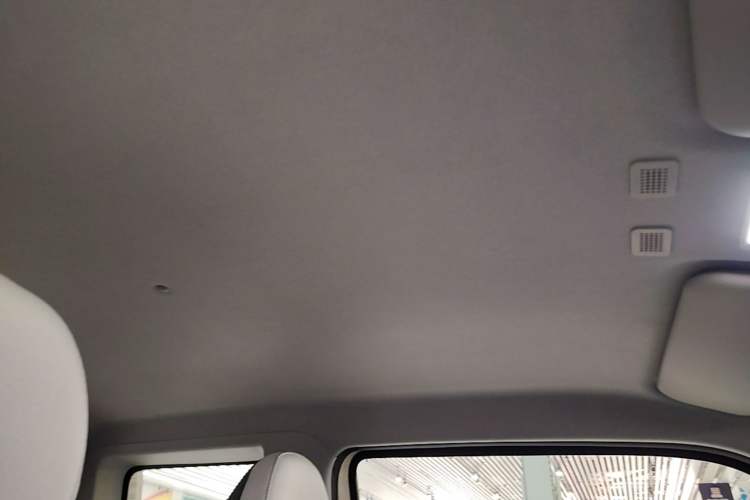 Used Geely Galaxy Panda 2025 210 km – Yuanqi Bear Headliner