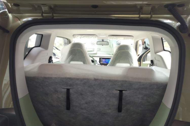 Used Geely Galaxy Panda 2025 210km Panda Rider Headliner