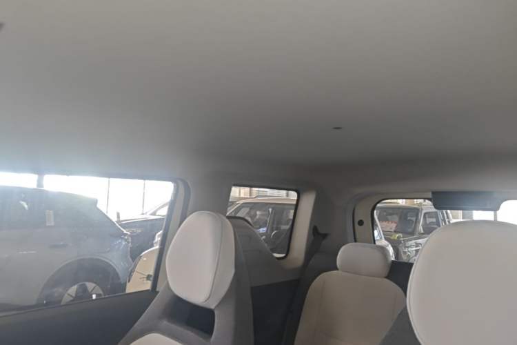 Used Geely Galaxy Panda 2025 210 km – Yuanqi Bear Headliner