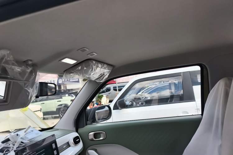 Used Geely Galaxy Panda 2025 210km Panda Rider Headliner