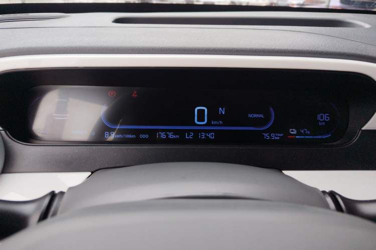 Used Geely Galaxy Panda 2025 210 km – Yuanqi Bear Instrument Cluster