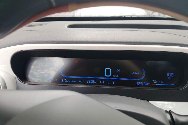 Used Geely Galaxy Panda 2025 210 km – Yuanqi Bear Instrument Cluster