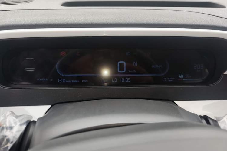 Used Geely Galaxy Panda 2025 210 km – Yuanqi Bear Instrument Cluster